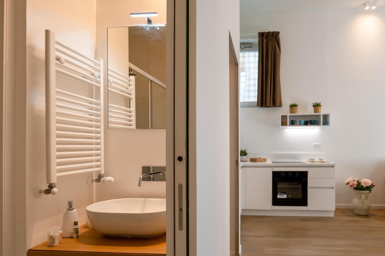 Apartamento Relais Palazzo Olimpia - Corso Vittorio Emanuele Salerno Exterior foto