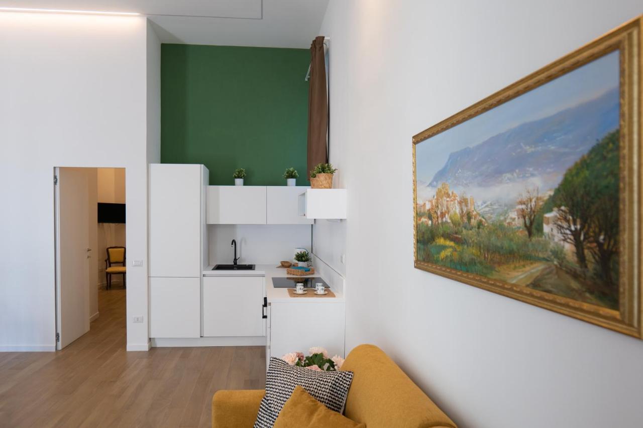 Apartamento Relais Palazzo Olimpia - Corso Vittorio Emanuele Salerno Exterior foto