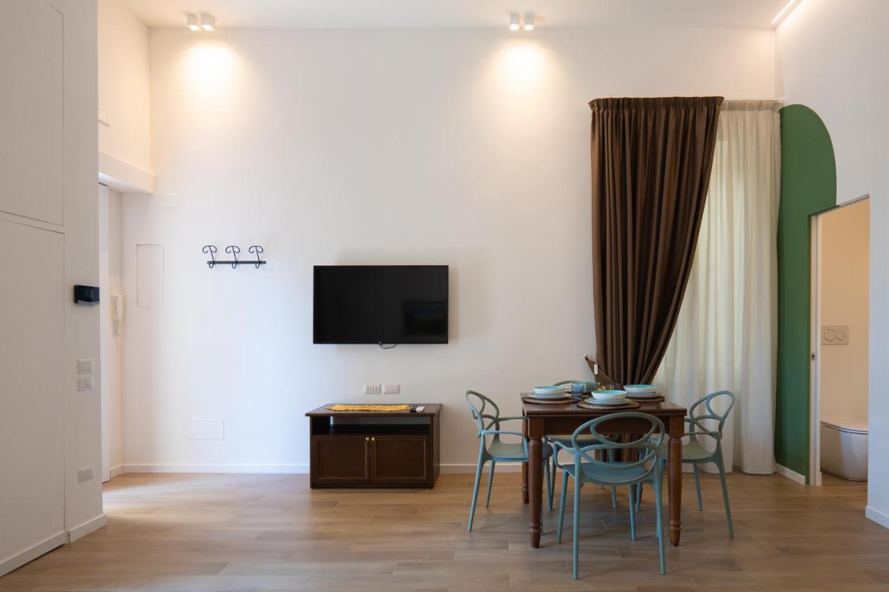 Apartamento Relais Palazzo Olimpia - Corso Vittorio Emanuele Salerno Exterior foto