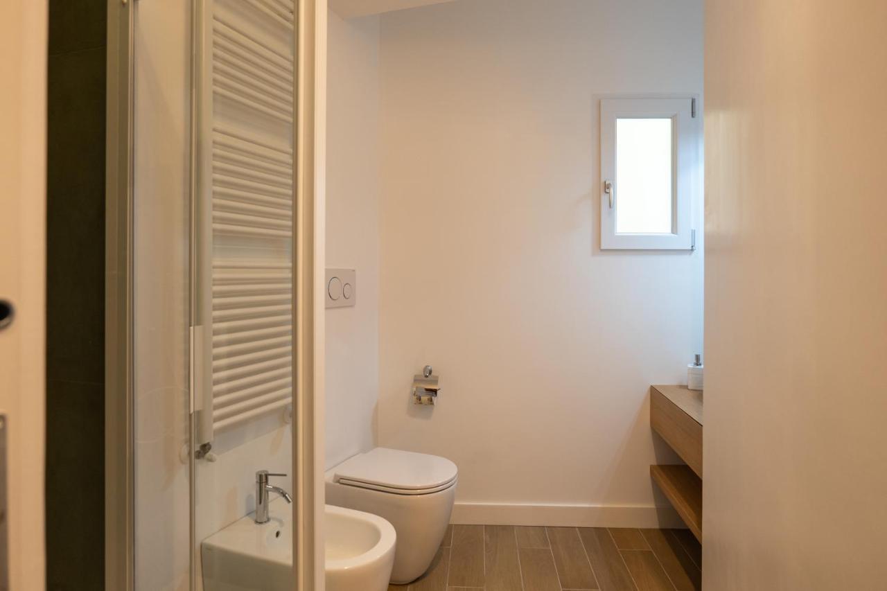 Apartamento Relais Palazzo Olimpia - Corso Vittorio Emanuele Salerno Exterior foto