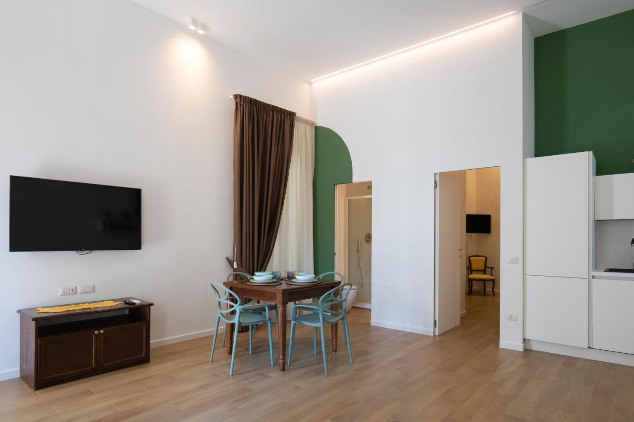 Apartamento Relais Palazzo Olimpia - Corso Vittorio Emanuele Salerno Exterior foto